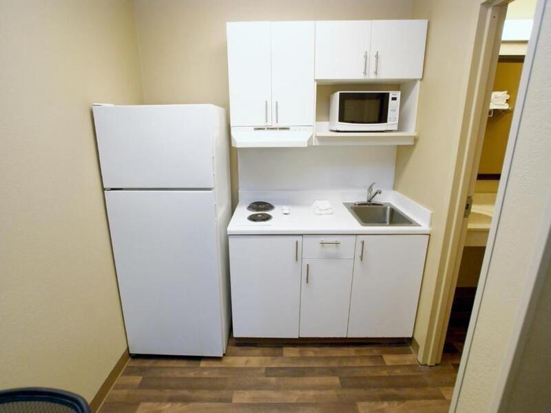 Extended Stay America Suites - Richmond - W Broad Street - Glenside - North Екстер'єр фото