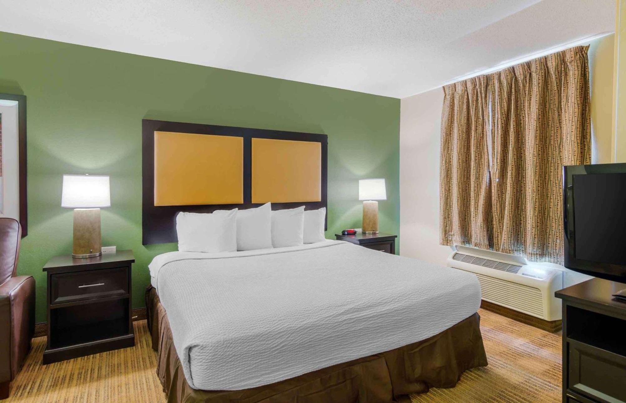 Extended Stay America Suites - Richmond - W Broad Street - Glenside - North Екстер'єр фото