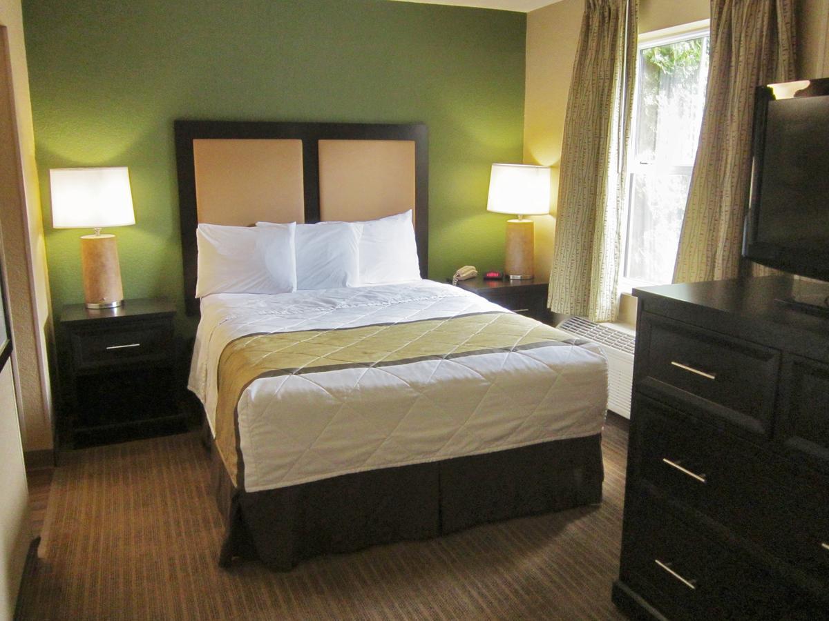 Extended Stay America Suites - Richmond - W Broad Street - Glenside - North Екстер'єр фото