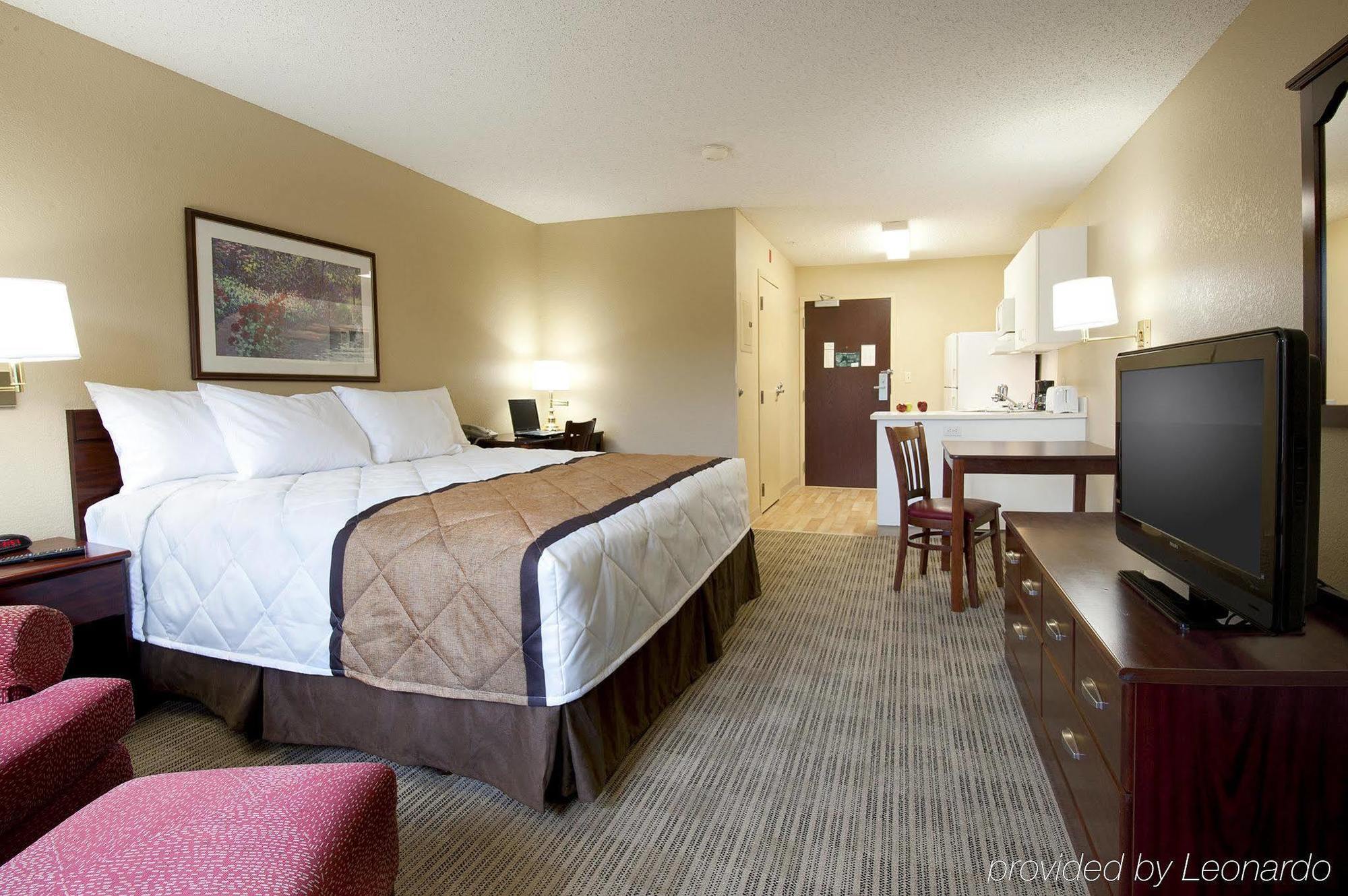 Extended Stay America Suites - Richmond - W Broad Street - Glenside - North Екстер'єр фото